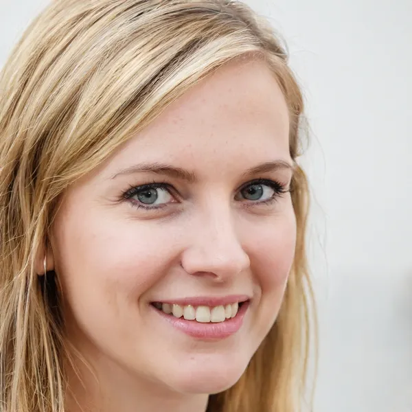 Caroline Schmidt, Content Manager
